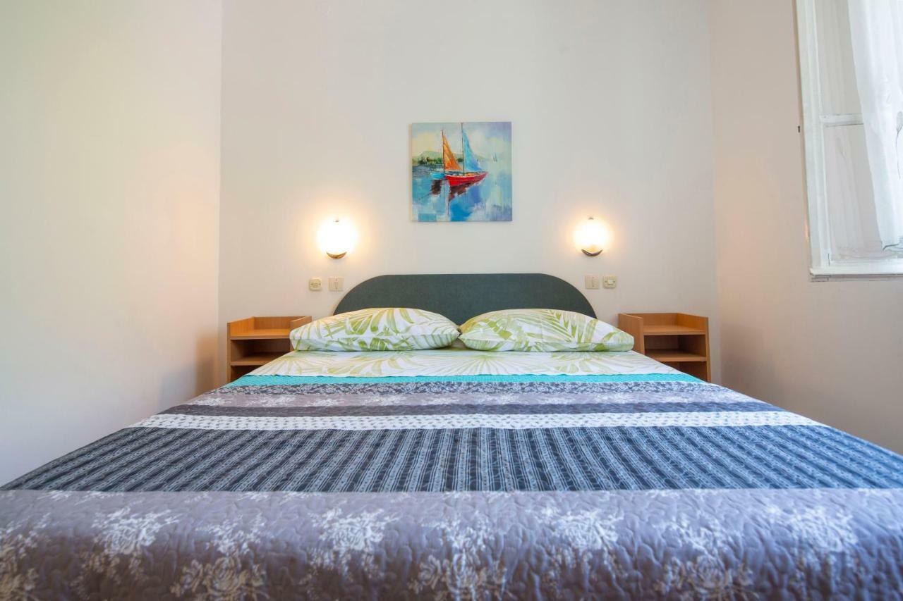 Vila Niko Apartment Makarska Ngoại thất bức ảnh