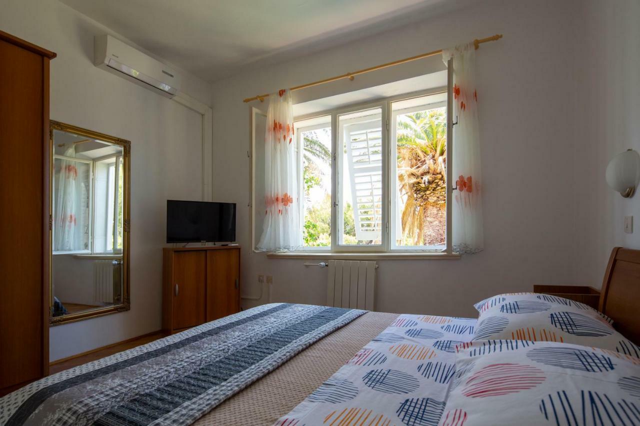 Vila Niko Apartment Makarska Ngoại thất bức ảnh